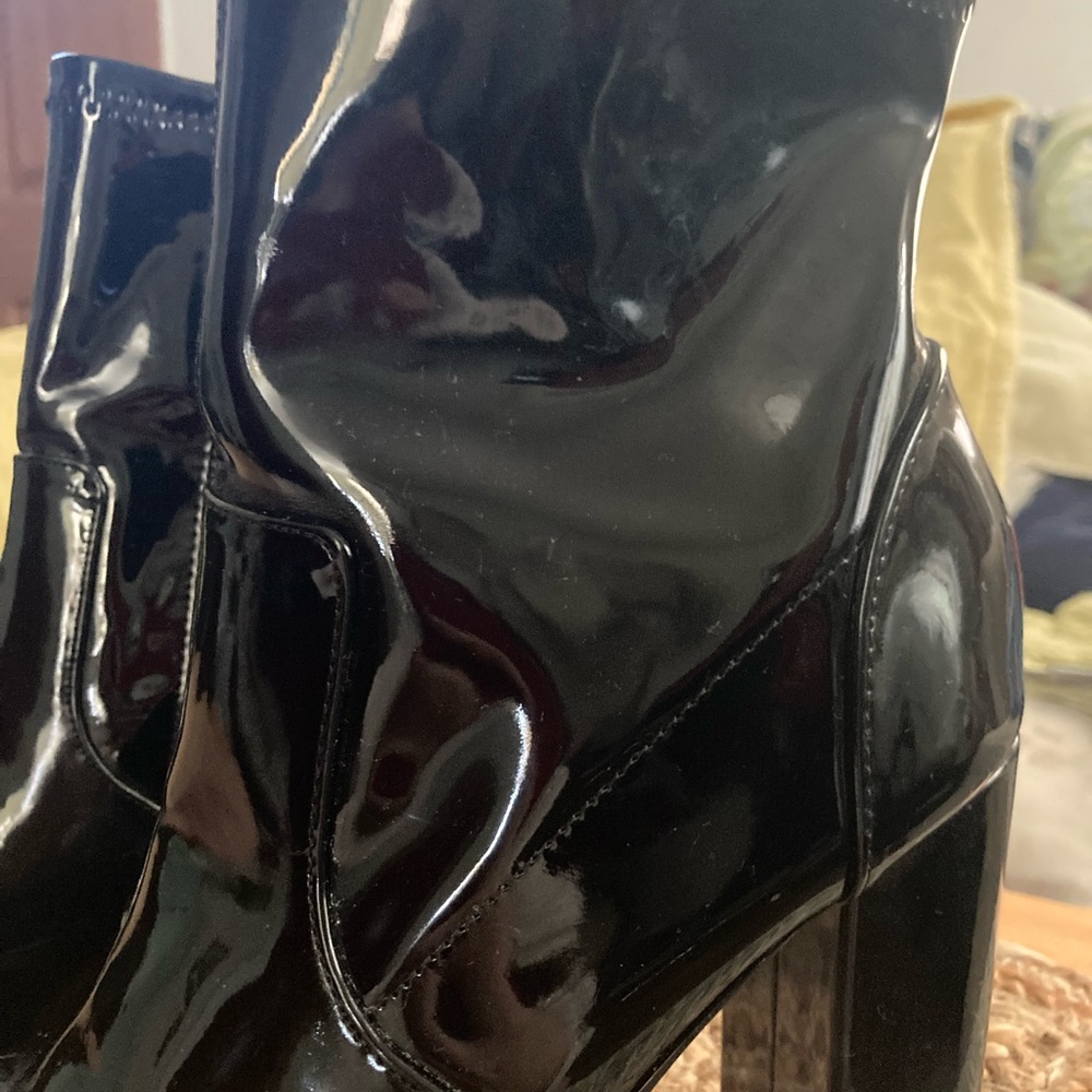 JustFab PVC high heel ankle booties sz 7.5